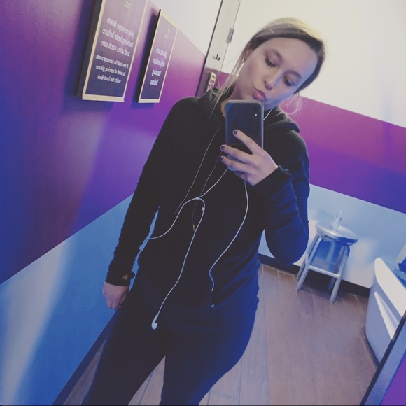 Meet your Posher, Kristen - Picture 12 of 14